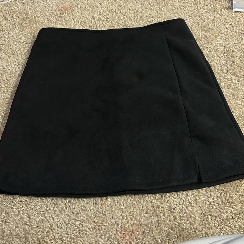 Unity High Waisted Solid Split Hem Skirt
